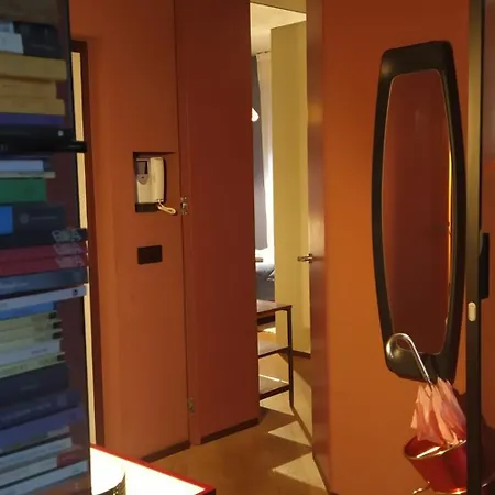 Privata Con Bagno E Garage * Mediolan