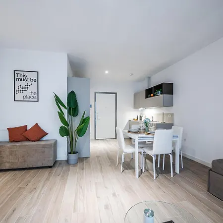 Appartement Urban Garden Flat In Modern Style