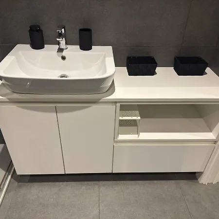 Dolcedeluxe Station Apartamento *