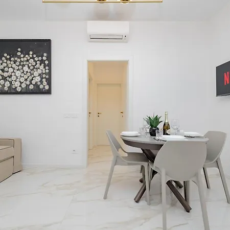 Apartment 1co4 - Duomo - Luxurious And - Milan