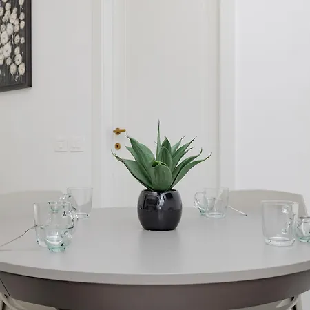 1co4 - Duomo - Luxurious And - Apartment *