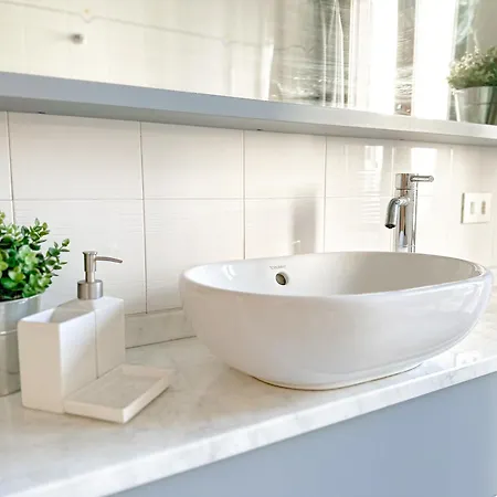 Red81 - 10 Min Dal Duomo - 2 Milán