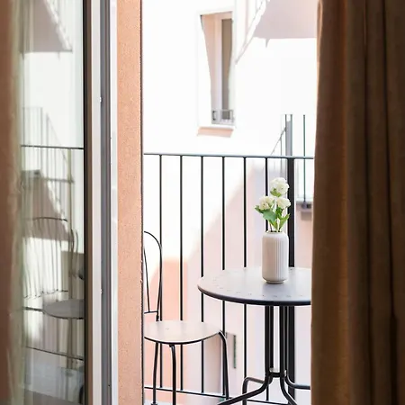 Casa Buenos Aires * Milan