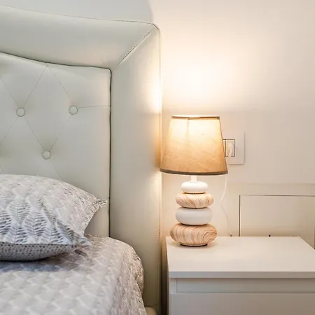 Appartamento Vivimihome - Navigli With Garage Milano