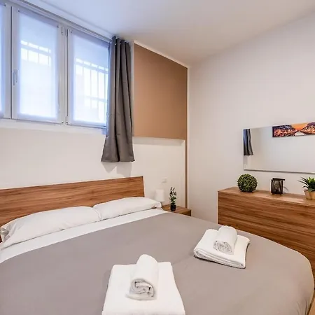 Authentic Private Flat 2 Min From Navigli Milano