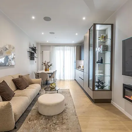Luxury 2 Bedroom In 아파트