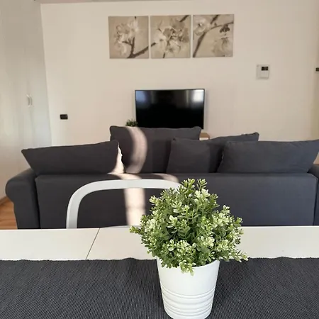 Design On Navigli Apartmán *