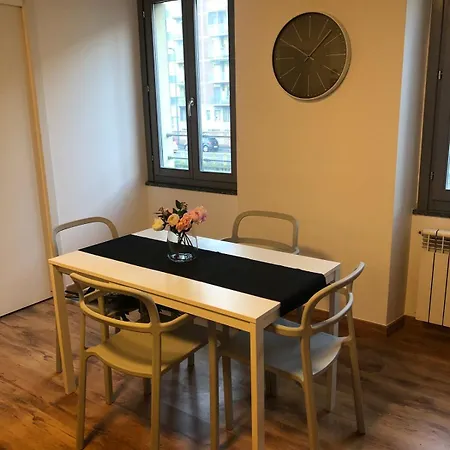 Design On Navigli Apartman *