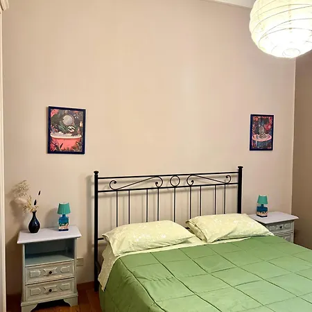 Gionas - Casa Indipendente In Zona Strategica Vakantiehuis