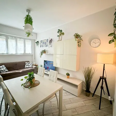 In Town - Life Near San Siro Stadium Metropolitana M1 - M5 Apartman Milánó