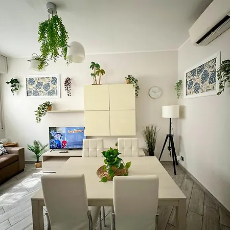 In Town - Life Near San Siro Stadium Metropolitana M1 - M5 Apartman *