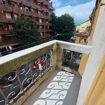 Luminoso Monolocale Nel Cuore Di Apartamento *