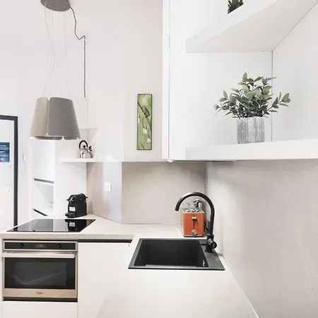 Easylife - - Napo Torriani 1 E - Milano
