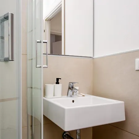 아파트 Joivy Cosy 3br Flat In The Centre Of *
