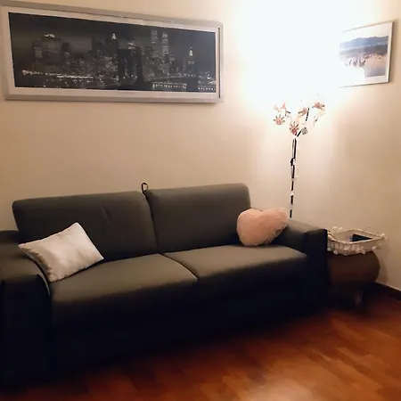 Sunday's Flat/monolocale Zona Bocconi *