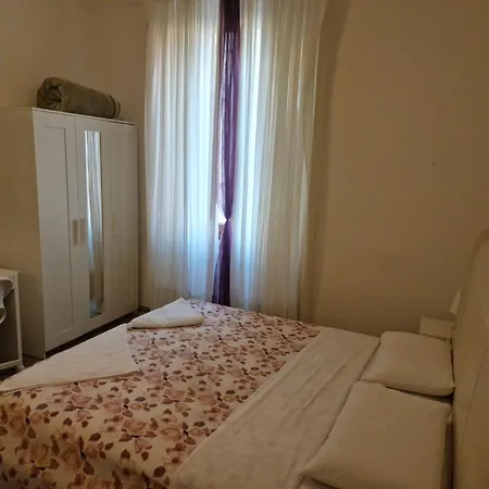 House In The Center-casa Nel Centro Della Citta Apartment Mailand