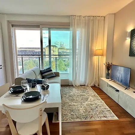Giax Tower Premium Modern Milanese Flat With Gym Pool View & Box Milano