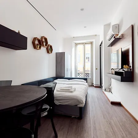 Corso Venezia View With Private Balcony - Corso Venezia Appartement Milaan