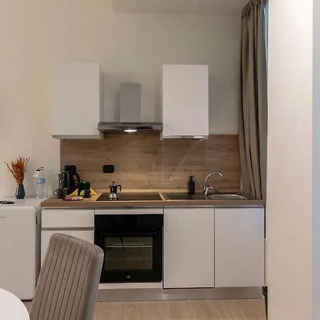 Aiello - Citylife Aparthotel