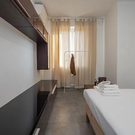 Modern 3 Bedroom With Balcony Steps From San Siro By Rentopolis Apartment *