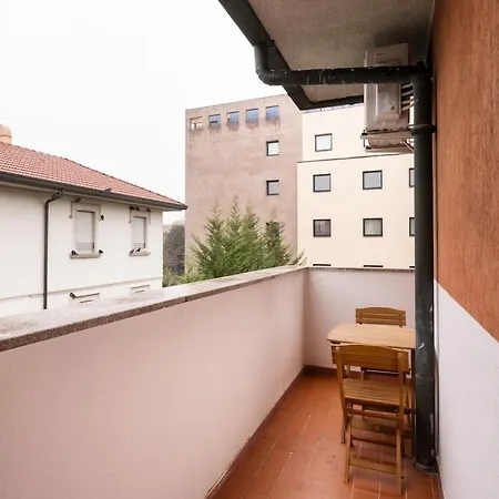 Apartment Beautiful 1 Bedroom Fiera Area - Mirable Pm