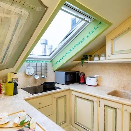 Apartment 10' From Station-300 M From The Metro Mailand