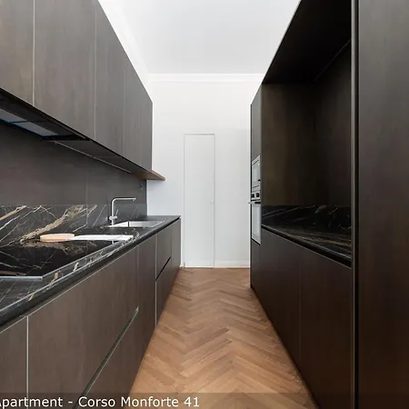 Brera In San Babila Milan