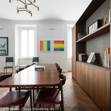 Apartment Brera In San Babila Milan