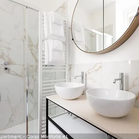 Apartment Brera In San Babila Mailand