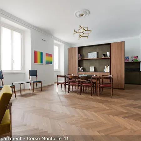 Brera In San Babila Apartment