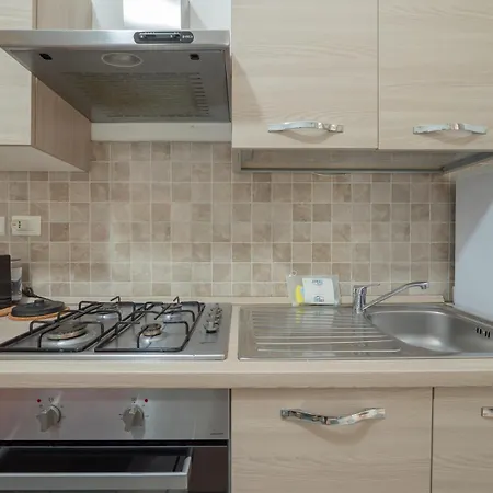 New In Downtown Close To Duomo * Milano