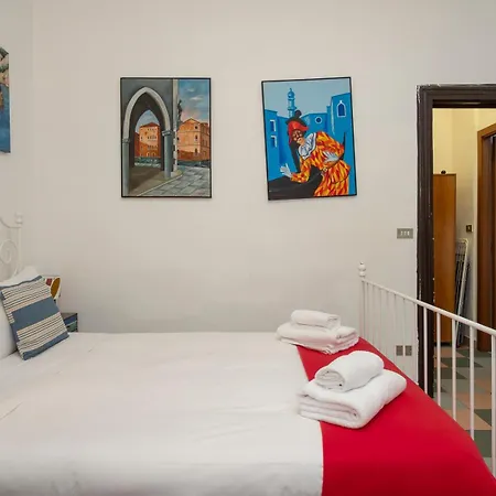 New In Downtown Close To Duomo