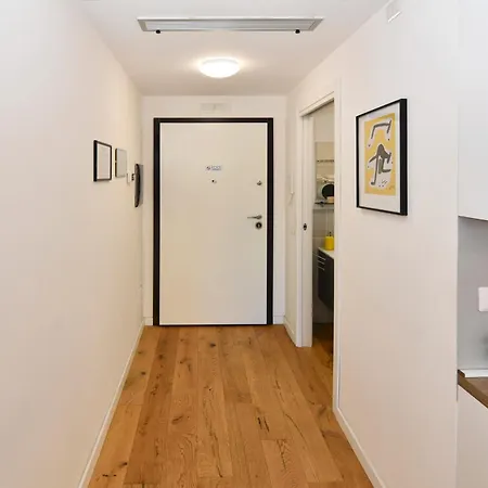Апартаменты Navigli-tortonaampio Monolocale, Garage Gratuito *