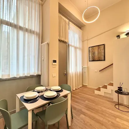 Loft Citylife - Casti 5 Apartment *