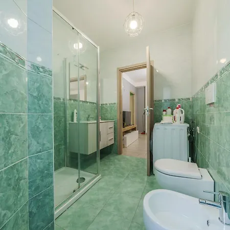 Daire Michele Flat - Parcheggio - 10 Min Da Centro *