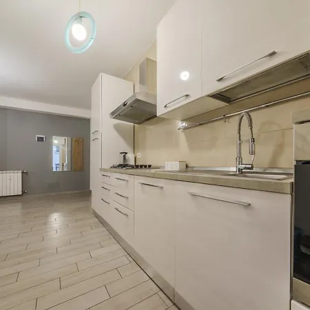 Daire Michele Flat - Parcheggio - 10 Min Da Centro