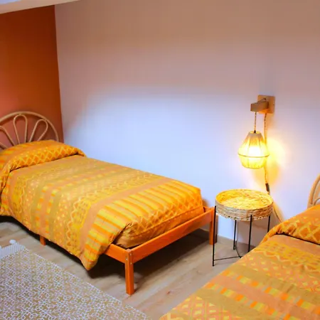 Apartment Mediterraneo Loft - Fabrique - Santa Giulia Hockey Arena - 20 Minutes From Duomo *