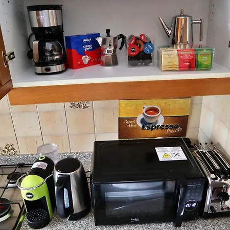 Homestay Cozy Room In Elegant Flat Shared With Alex, Tube 5 Min Walking *