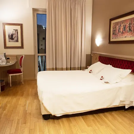 Santa Barbara Hotel 4*