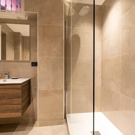 아파트 Moscova Luxury In Brera With Wifi And 3 Bedrooms