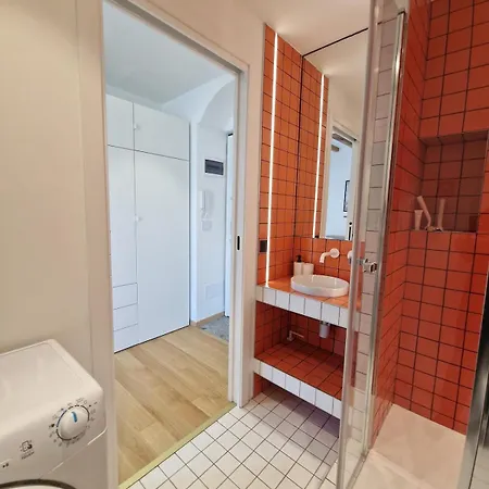 Camparino Apartment, 10 Min From The Duomo,