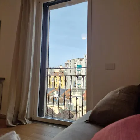 Camparino Apartment, 10 Min From The Duomo, Apartment Milan
