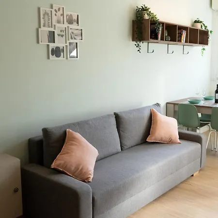 Apartament Arcimboldi's Nest - Close To Metro And Train Mediolan