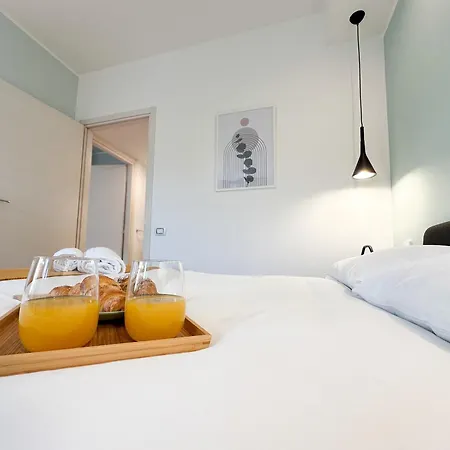 Apartament Arcimboldi's Nest - Close To Metro And Train