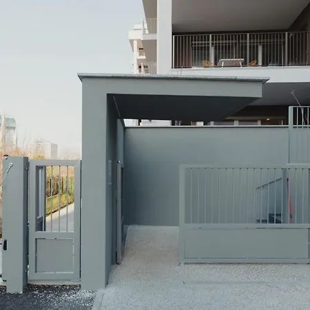 Gohost - Modern And Bright With Terrace And Balcony Milan
