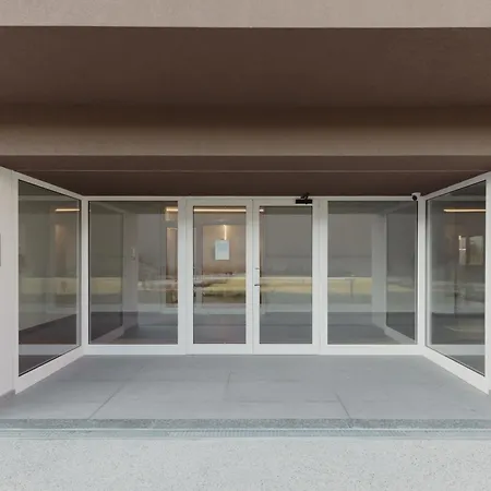 Gohost - Modern And Bright With Terrace And Balcony * Milan