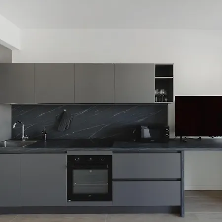 Apartment Gohost - Modern And Bright With Terrace And Balcony Milan