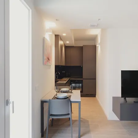 Apartment Gohost - Modern And Bright With Terrace And Balcony