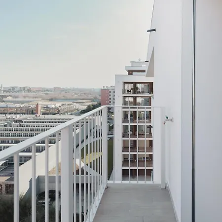 Apartment Gohost - Modern And Bright With Terrace And Balcony Milan