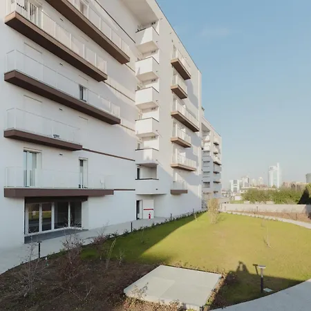 Gohost - Modern And Bright With Terrace And Balcony * Milan